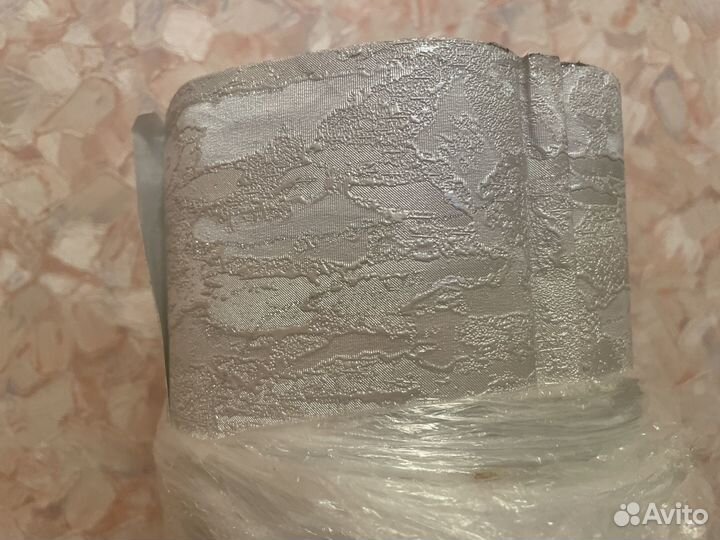 Обои флизелиновые