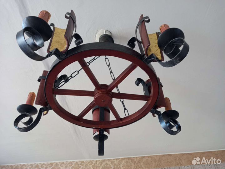 Люстра потолочная