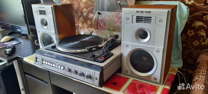 Проигрыватель виниловых пластинок Вега-109