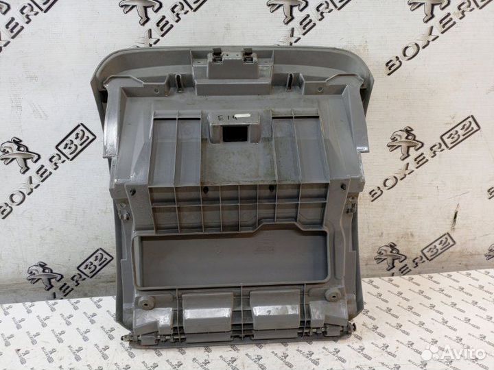 Бардачок Peugeot Boxer 250