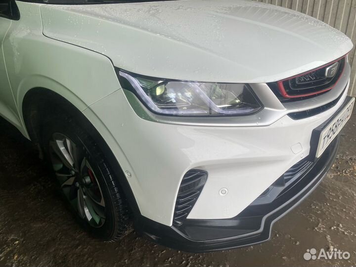 Передний бампер Geely Coolray