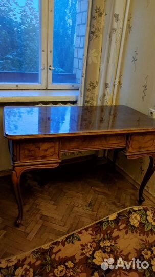 Стол антикварный