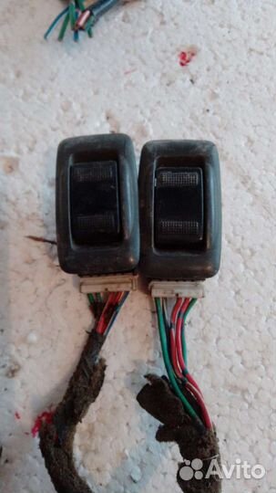 Кнопка стеклоподъемника Ниссан Пульсар