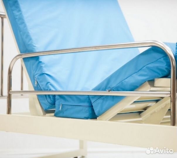 Медицинская кровать для лежачих больных