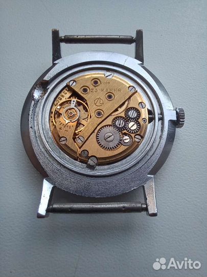 Часы Луч тонкие 23 камня костюмник СССР