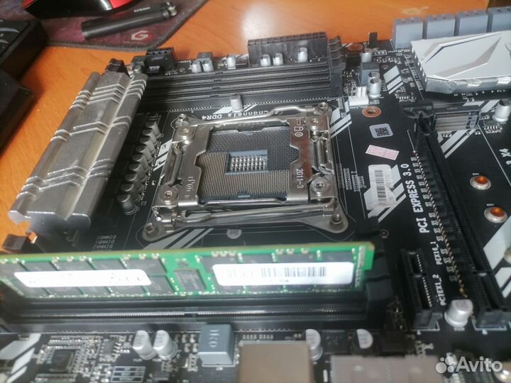 Материнская плата lga 2011 v3 x99 ддр 4