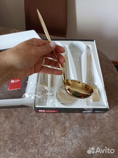 Столовый сервиз