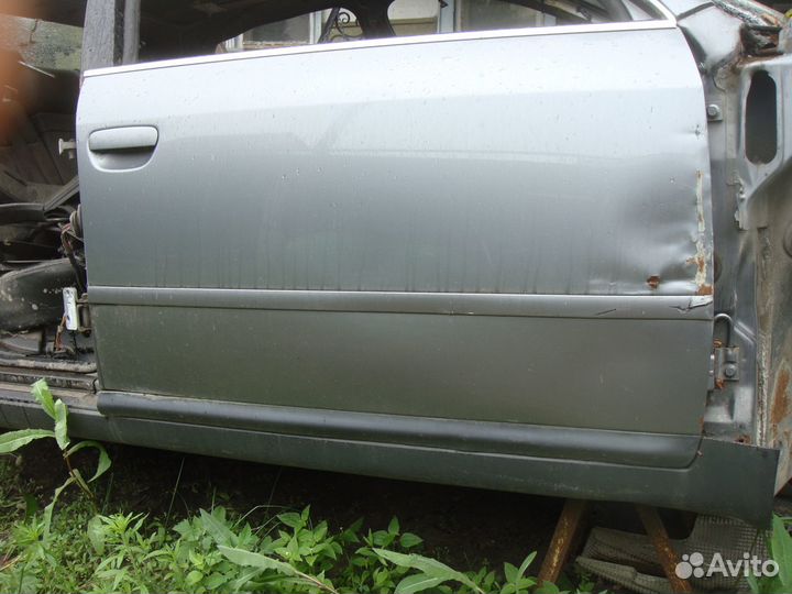 Audi A6 C5 дверь L и R