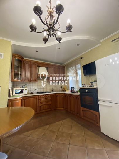 4-к. квартира, 129,5 м², 7/10 эт.