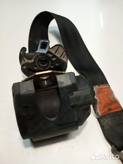 Ремень безопасности задний левый Volkswagen Vento