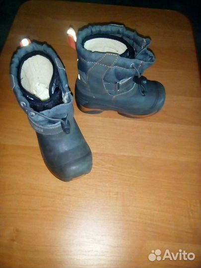 Ботинки размер 25/26