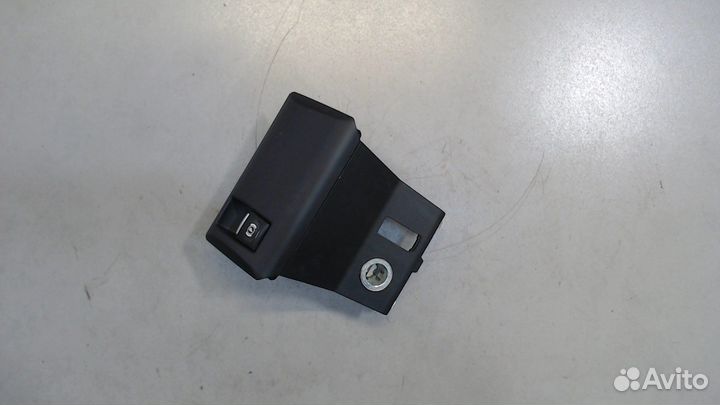 Кнопка стояночного тормоза BMW i3, 2016