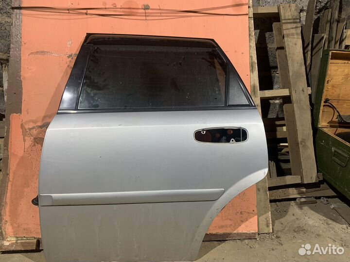 Дверь задняя левая Chevrolet lacetti универсал