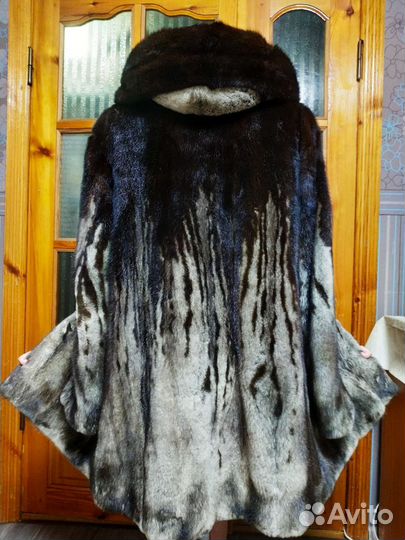 Шуба норковая с капюшоном 44 46