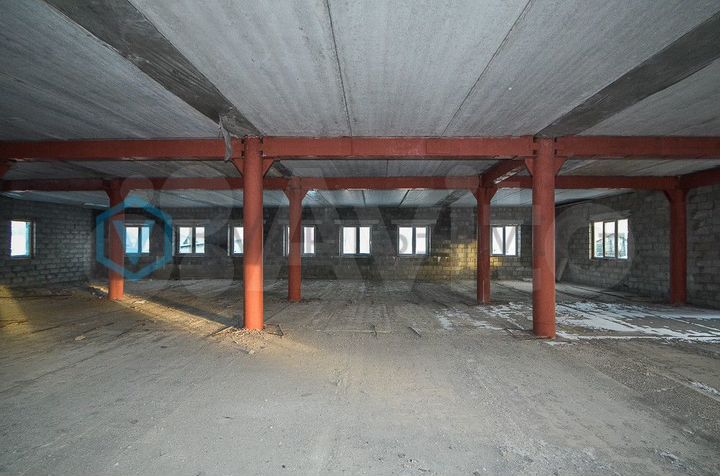 Продам здание, 1000 м²