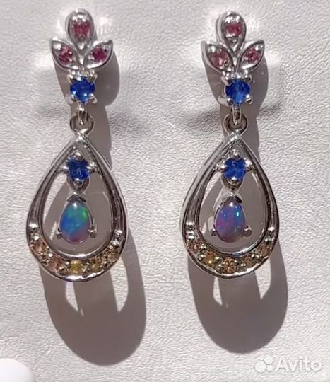 Серебряные серьги с черными опалами кианит сапфир