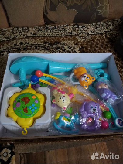 Музыкальная карусель на кроватку