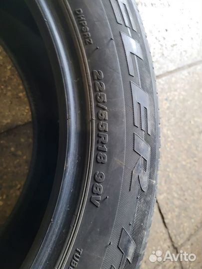 Bridgestone Dueler H/P Sport 225/55 R18 98V
