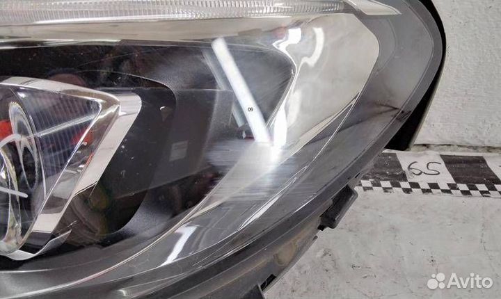 Фара левая Mercedes-Benz C-Class