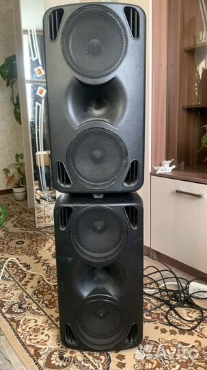 Сабвуфер JBL. Комплект колонок +микшер