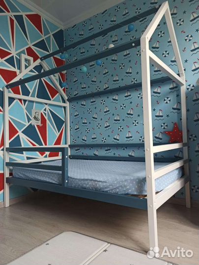 Кровать Домик
