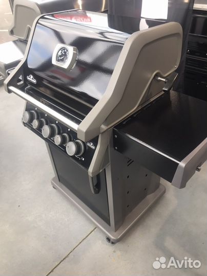 Газовый гриль Napoleon с вертелом