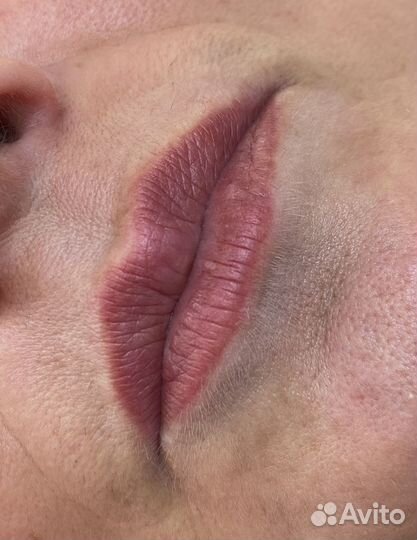 Мастер по перманентного макияжа