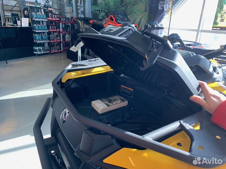 Новый квадроцикл BRP Can-Am Outlander MAX XT 700