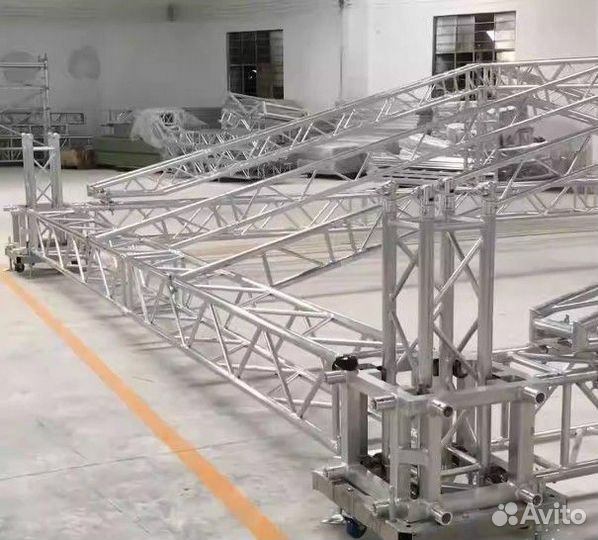 Конструкции из алюминиевых ферм