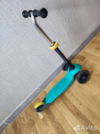 Трёх колёсный детский самокат oxelo