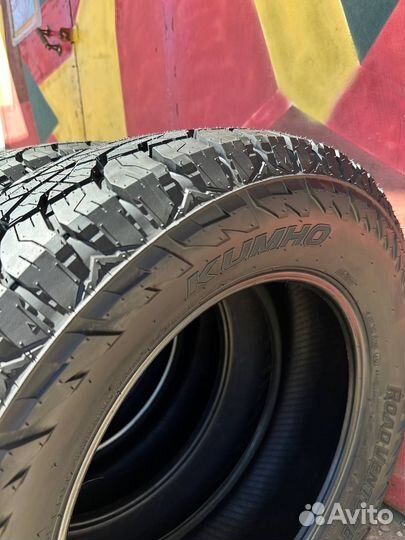 Kumho Road Venture AT52 235/60 R16 104H