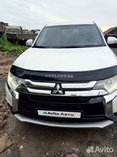 Mitsubishi Outlander 2.0 CVT, 2016, 200 000 км