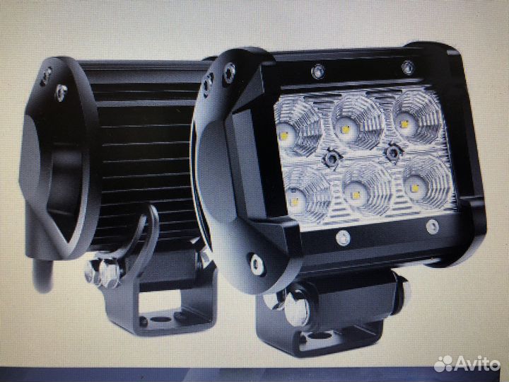 Две светодиодных фары 18вт