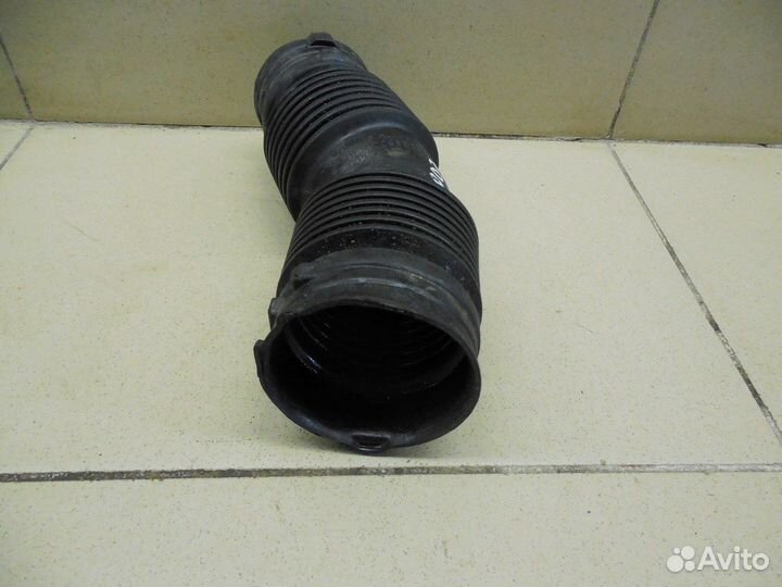 Патрубок воздушного фильтра Duster 2012