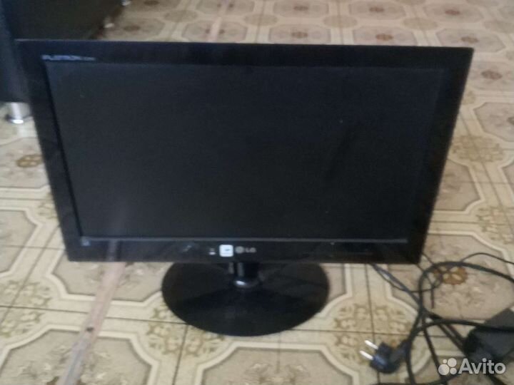 Монитор LG 20