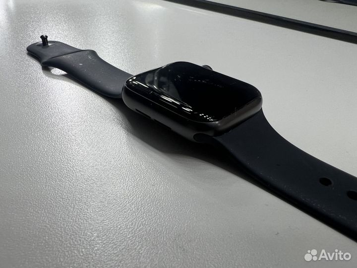 Часы apple watch se 40 mm