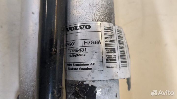 Горловина заливная топливная Volvo XC90, 2007