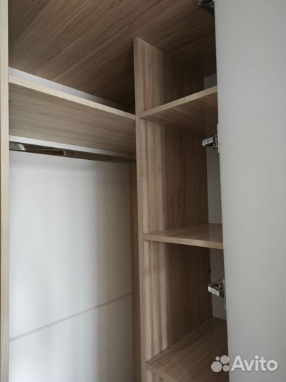 Угловой шкаф, стол письменный+книжная полка