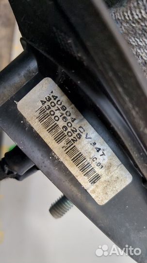 Зеркало боковое правое Volvo S60