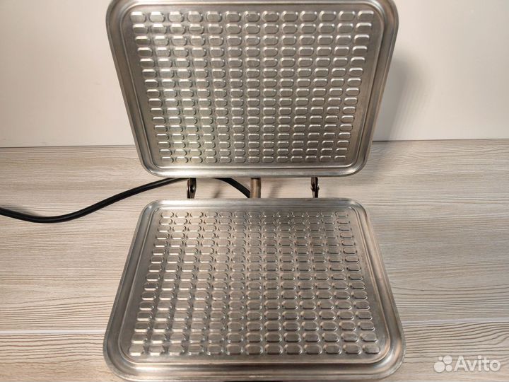 Электровафельница СССР новая