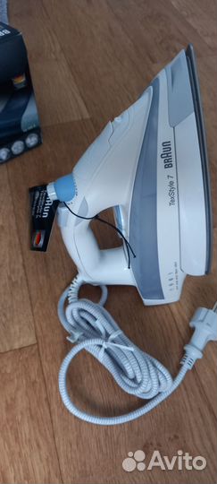 Утюг новый