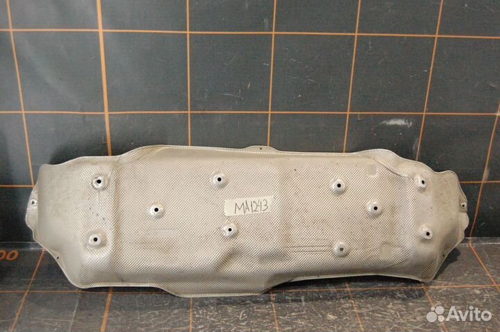 Mercedes-Benz GLC X253 - Экран теплозащитный