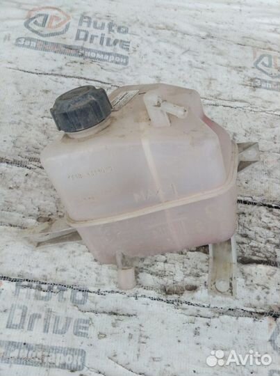 Бачок расширительный LADA Granta 21116 2012