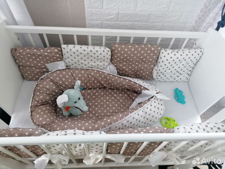 Детская кроватка