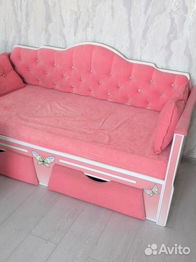 Кровать детская