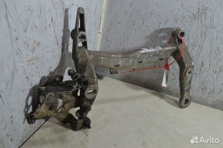 Кронштейн креления компрессора пневмоподвески Volk