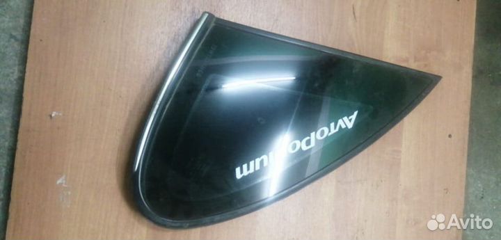 Стекло правое левое глухое Opel Vectra B