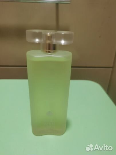 Pure white linen Estee lauder