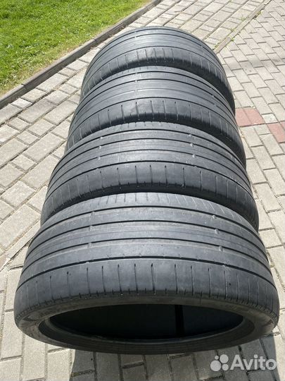 Pirelli P Zero 3.25/35 R23 и 3.25/35 R23