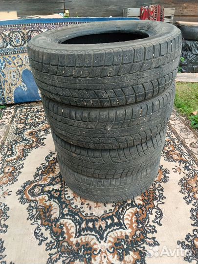 Triangle TR777 215/65 R16